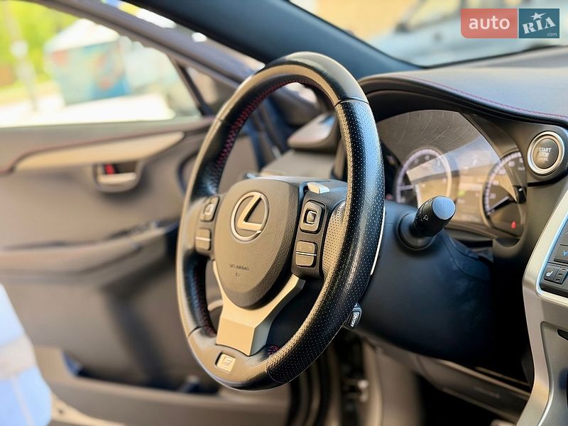 Внедорожник / Кроссовер Lexus NX 2016 в Днепре