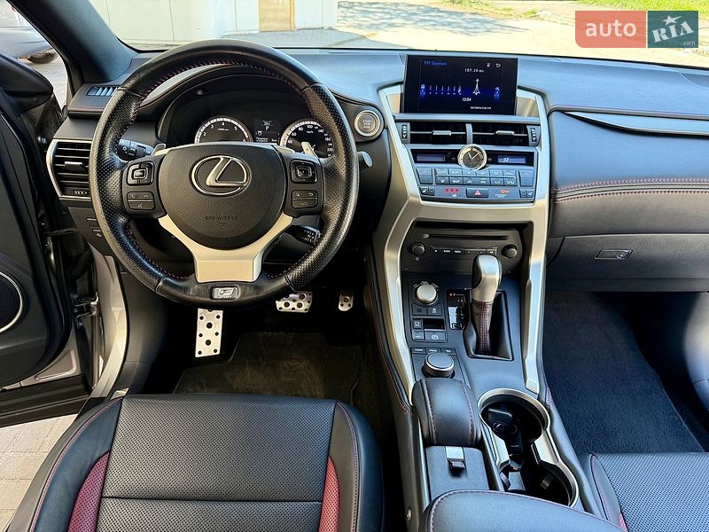Внедорожник / Кроссовер Lexus NX 2016 в Днепре