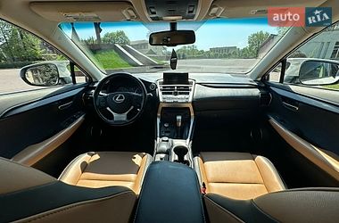 Внедорожник / Кроссовер Lexus NX 2017 в Днепре