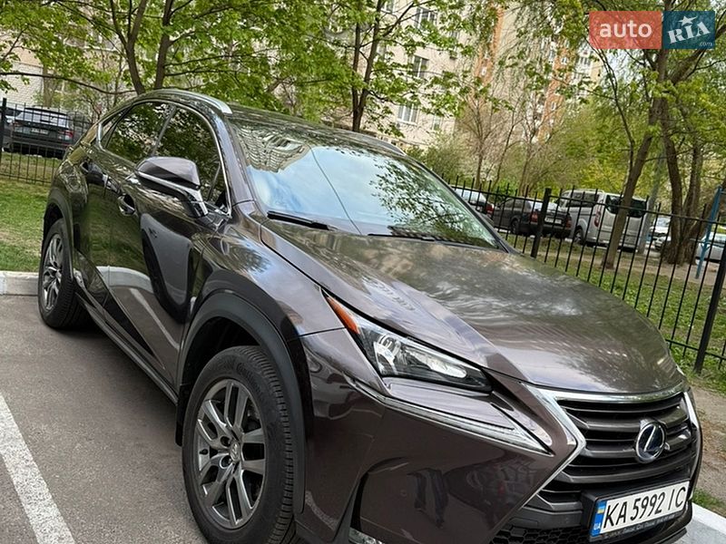 Позашляховик / Кросовер Lexus NX 2015 в Києві фото 6 Позашляховик / Кросовер Lexus NX 2015 в Києві