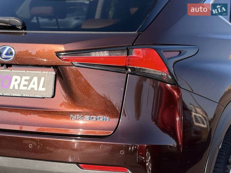 Внедорожник / Кроссовер Lexus NX 2017 в Кривом Роге