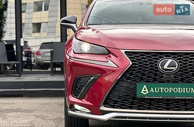Внедорожник / Кроссовер Lexus NX 2017 в Киеве