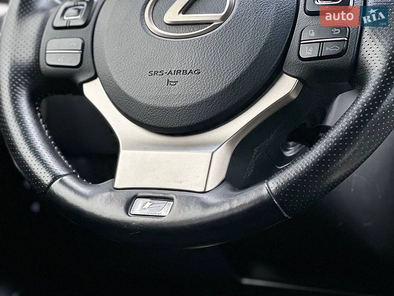 Внедорожник / Кроссовер Lexus NX 2017 в Киеве
