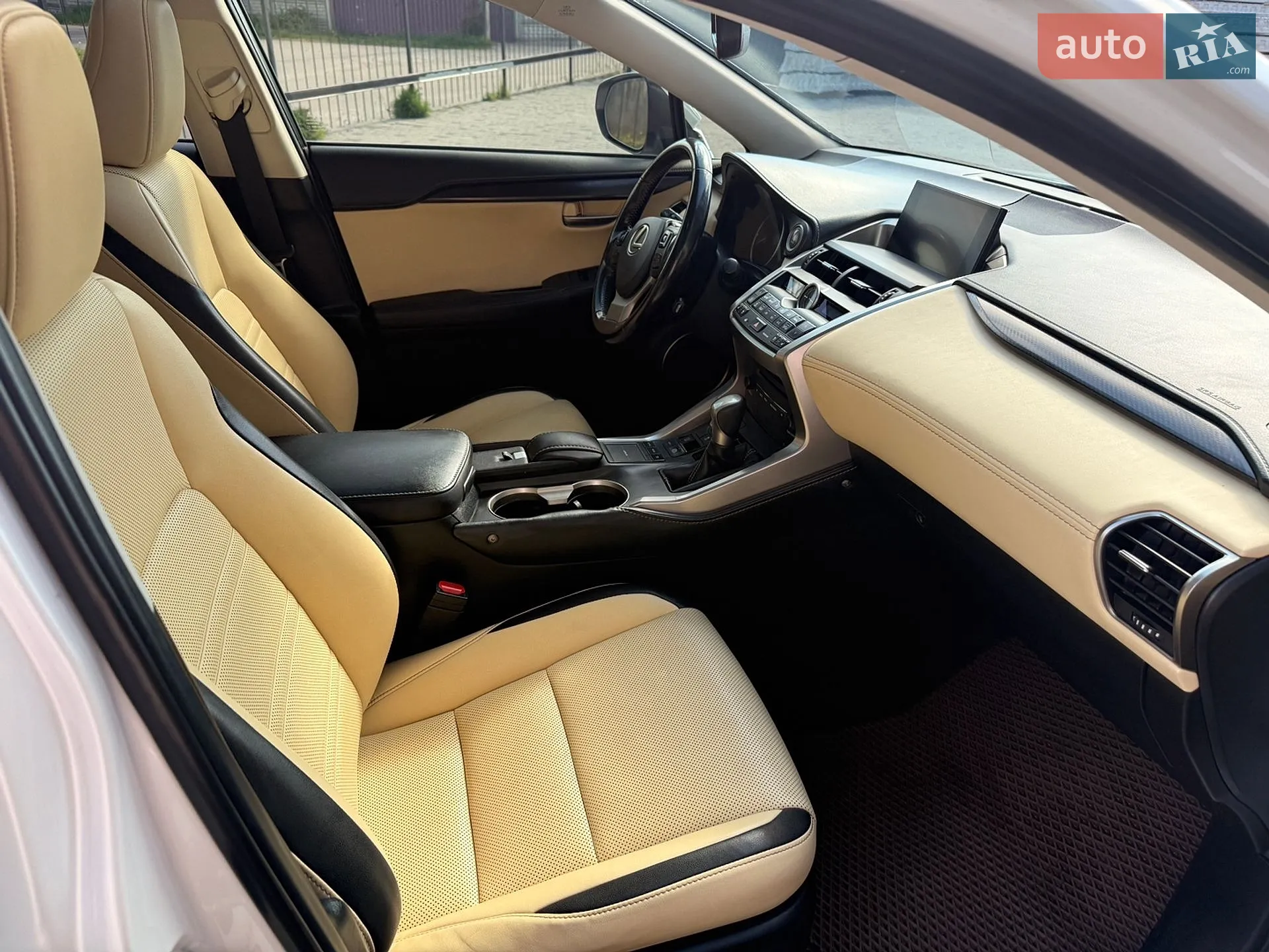 2015 Lexus NX - мініатюра 16