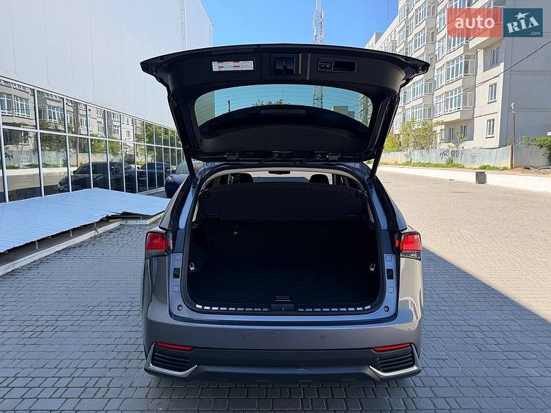 Внедорожник / Кроссовер Lexus NX 2018 в Киеве