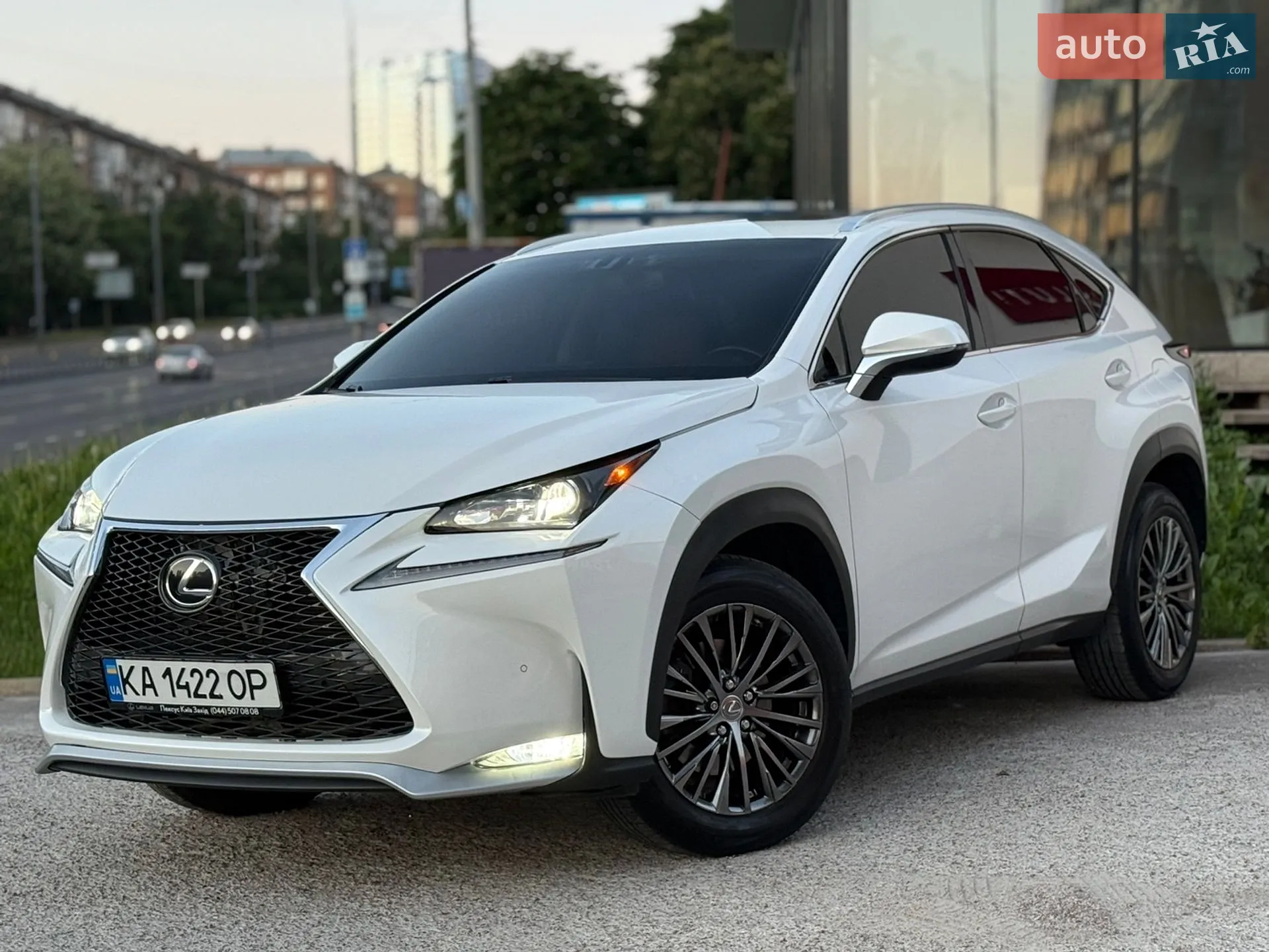 2017 Lexus NX - мініатюра 2