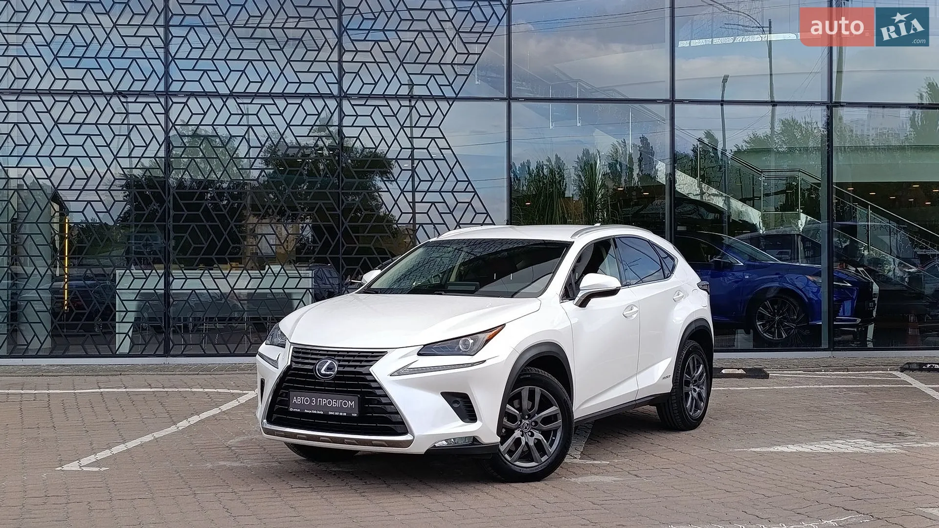 2019 Lexus NX - фото 1