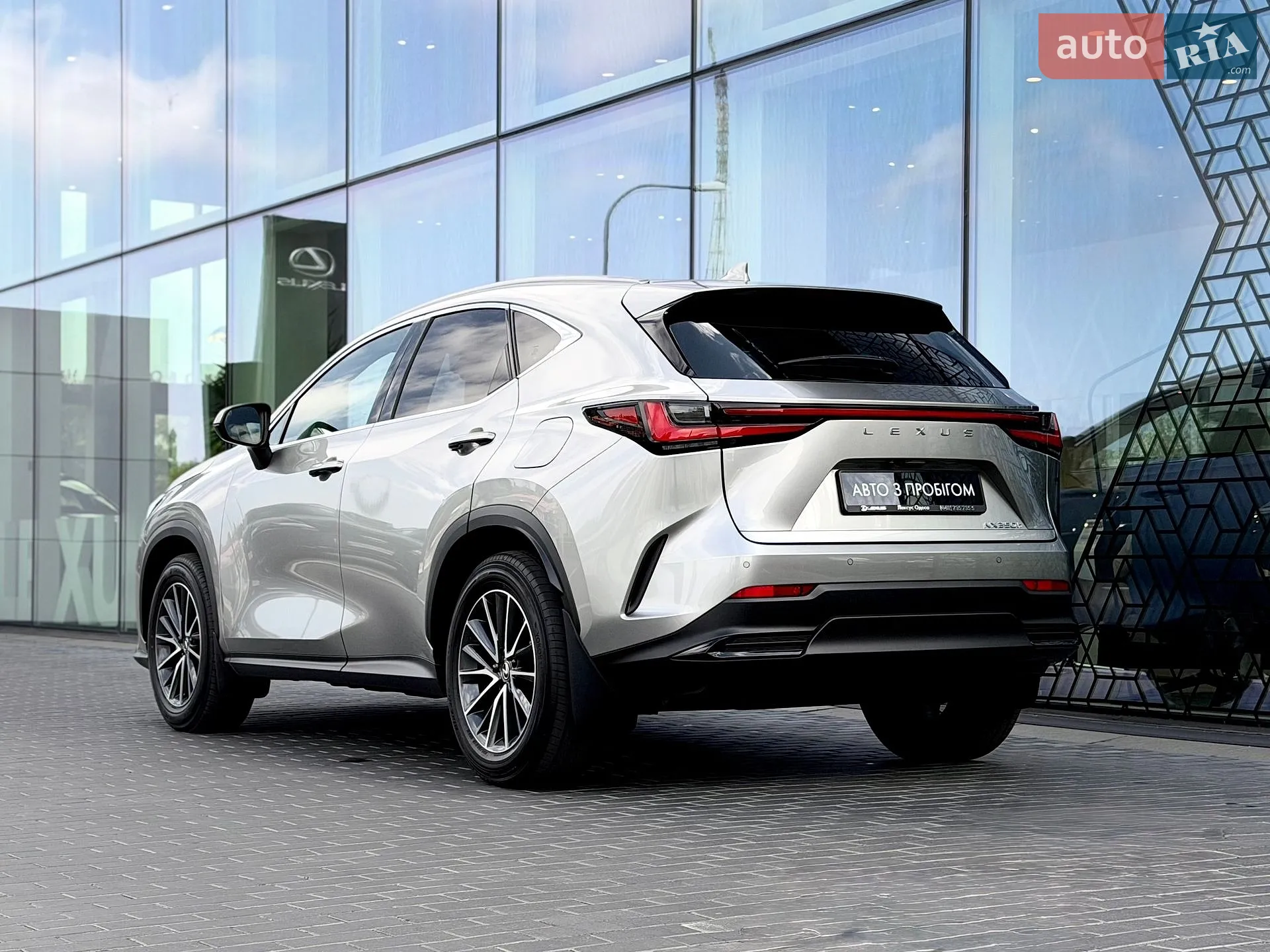 2025 Lexus NX - мініатюра 3