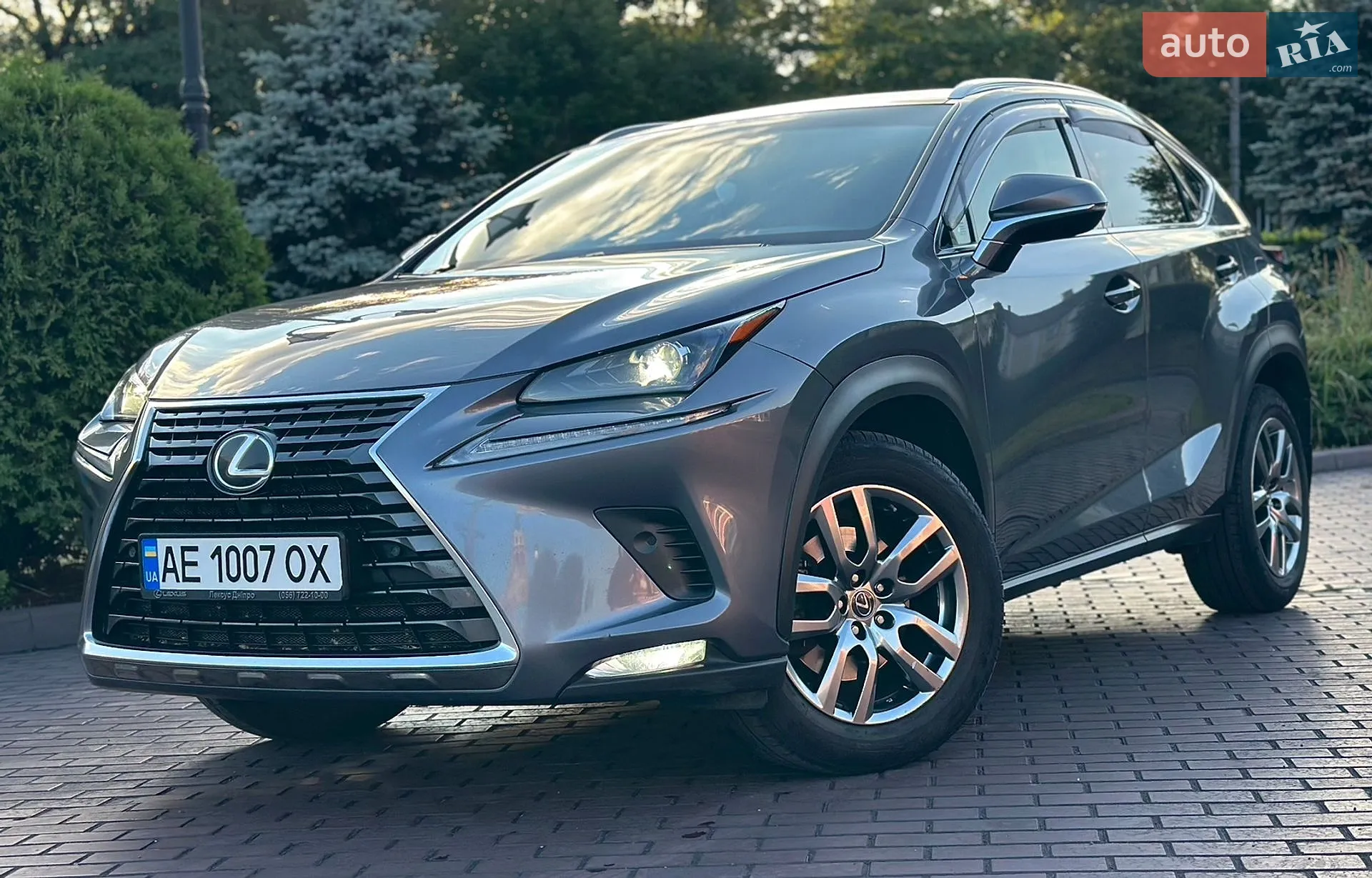 2017 Lexus NX - фото 1