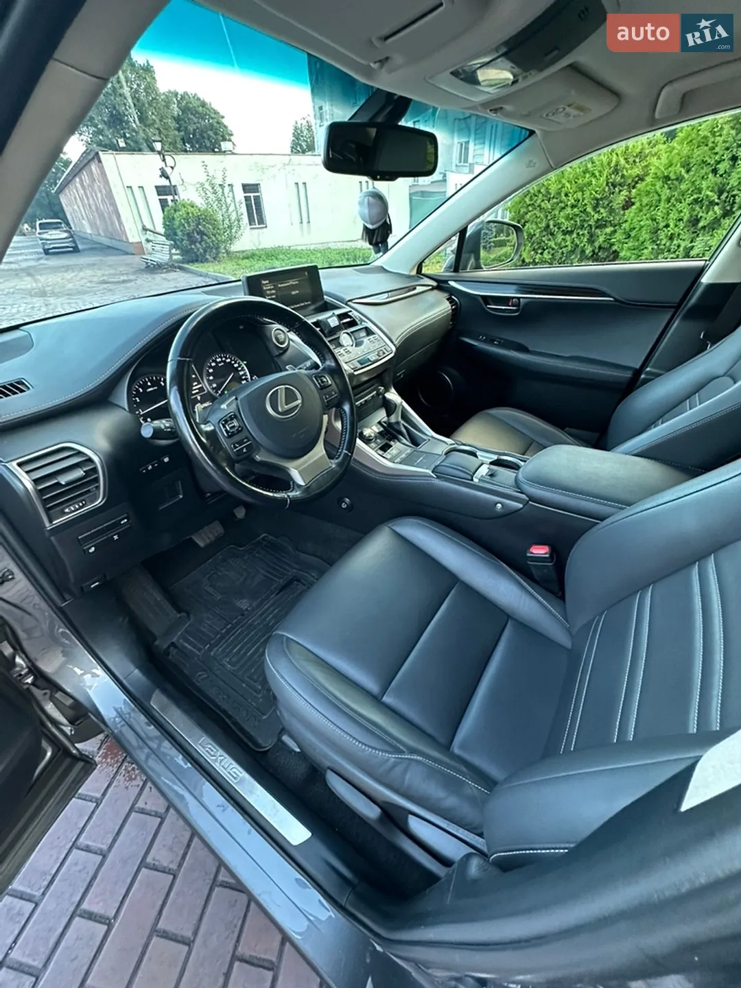 2017 Lexus NX - мініатюра 13