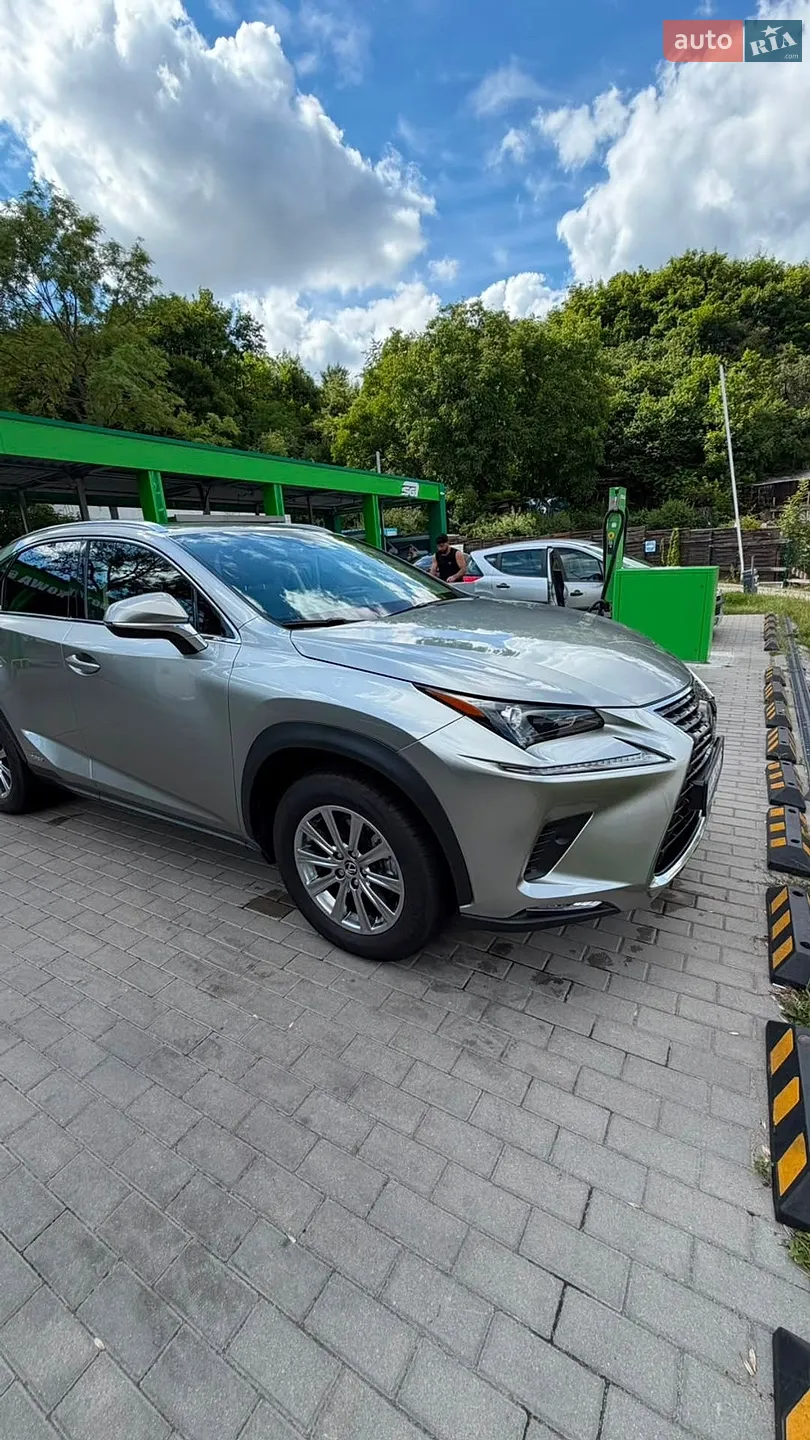 2020 Lexus NX - фото 1