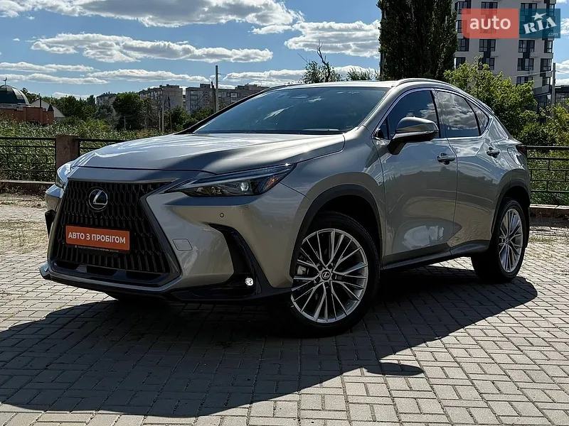 Lexus NX
