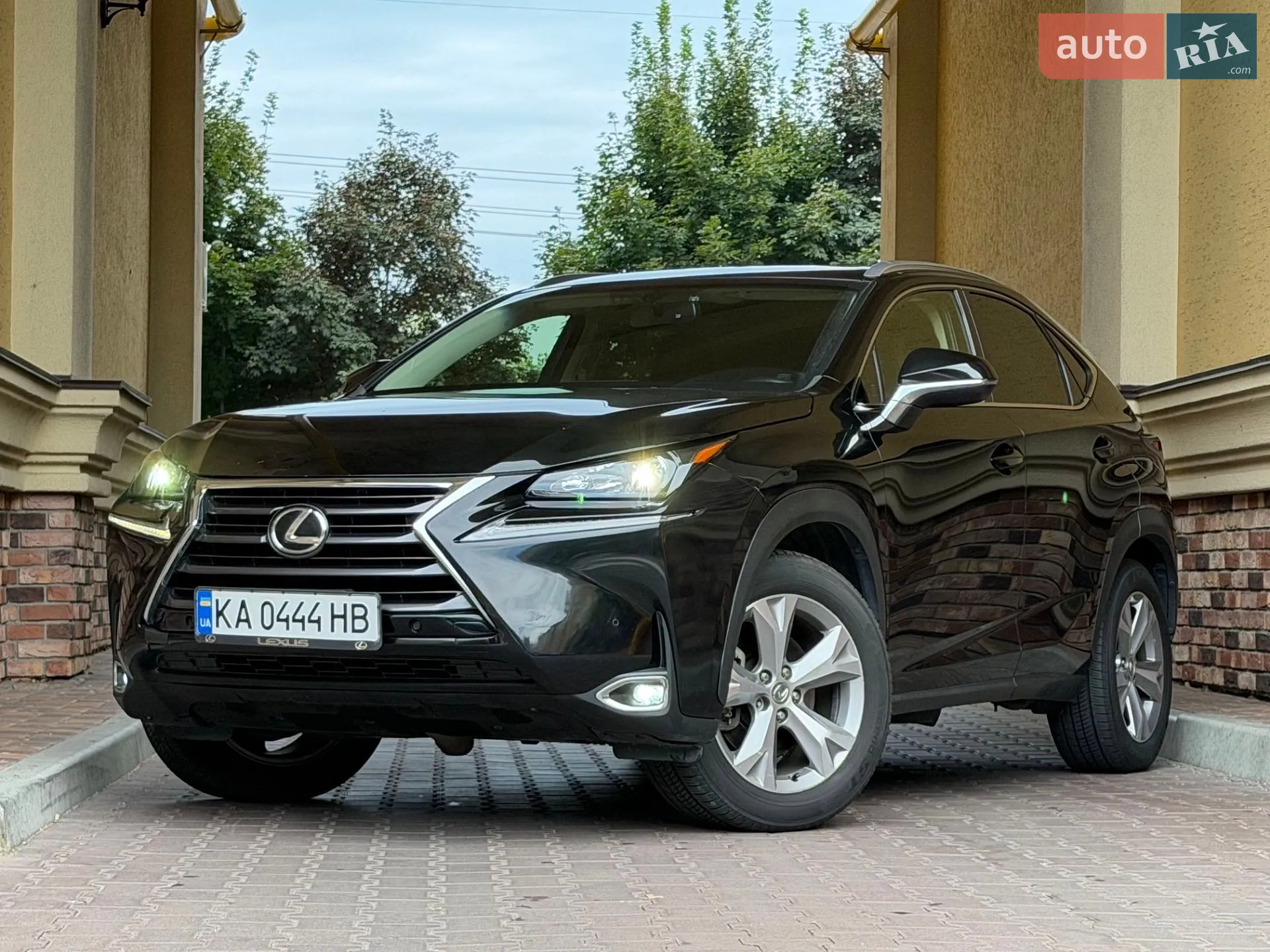 2017 Lexus NX - мініатюра 3