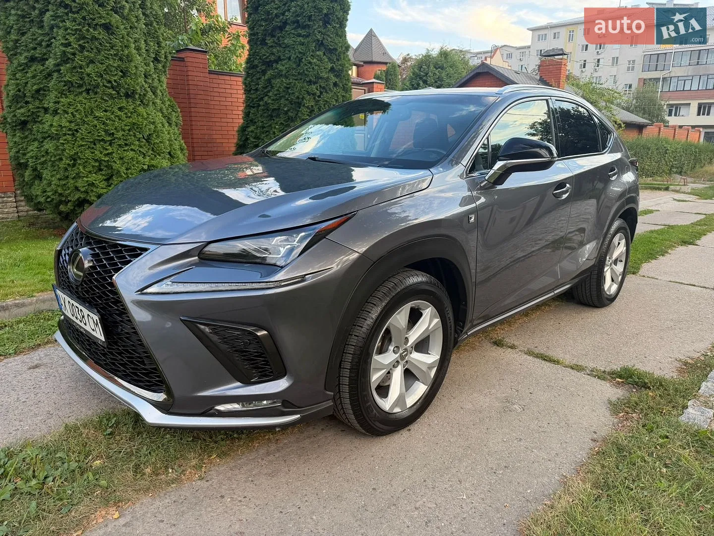 2017 Lexus NX - мініатюра 2