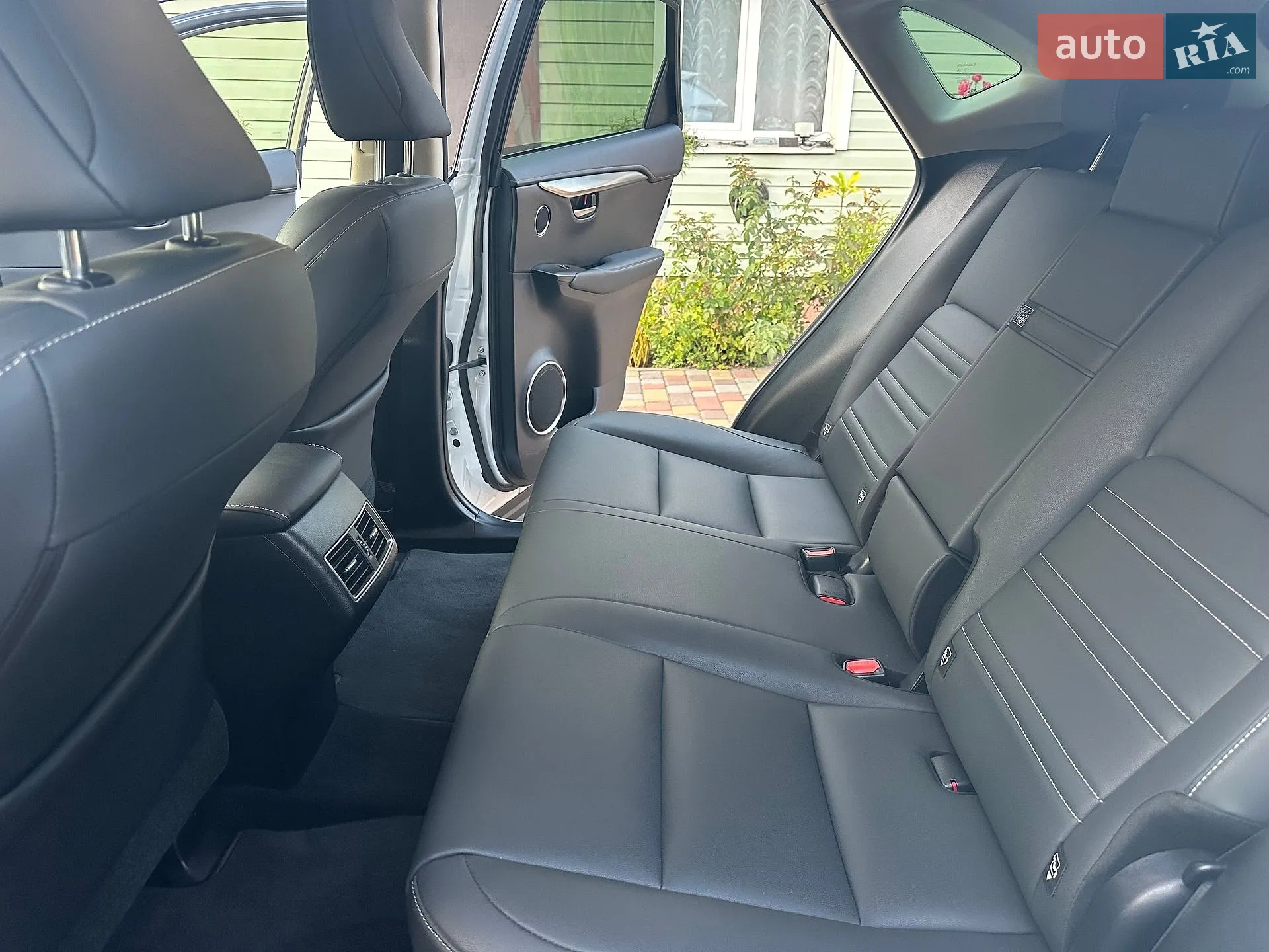 2020 Lexus NX - мініатюра 5