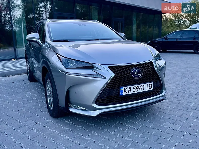 Lexus NX 2020