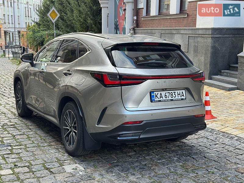 Внедорожник / Кроссовер Lexus NX 2023 в Киеве
