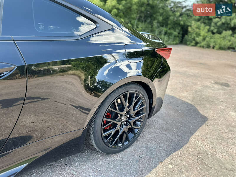 Купе Lexus RC 2016 в Киеве фото 14 Купе Lexus RC 2016 в Киеве