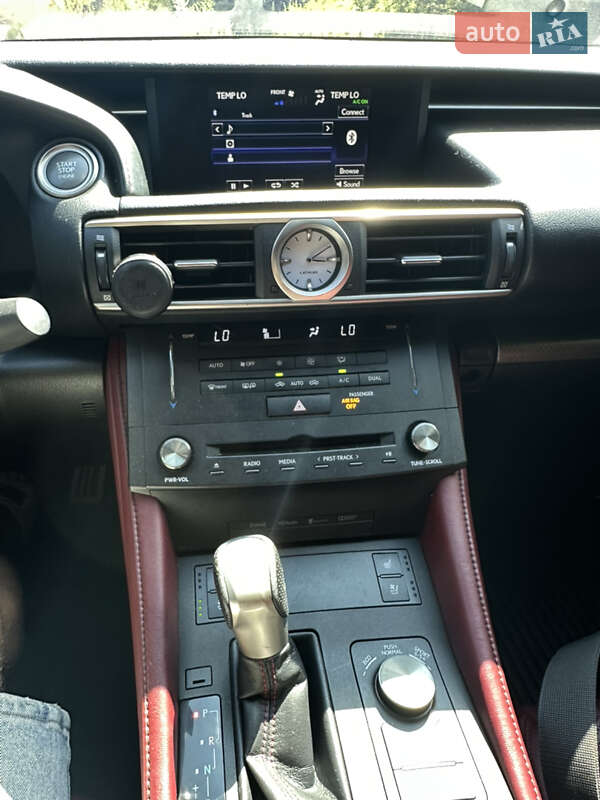 Купе Lexus RC 2016 в Києві фото 14 Купе Lexus RC 2016 в Києві