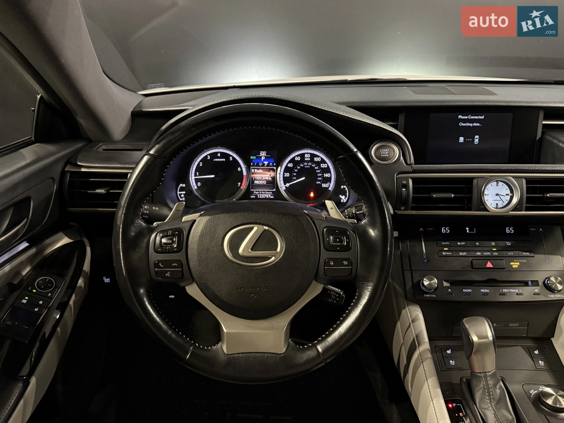 2015 Lexus RC - мініатюра 21