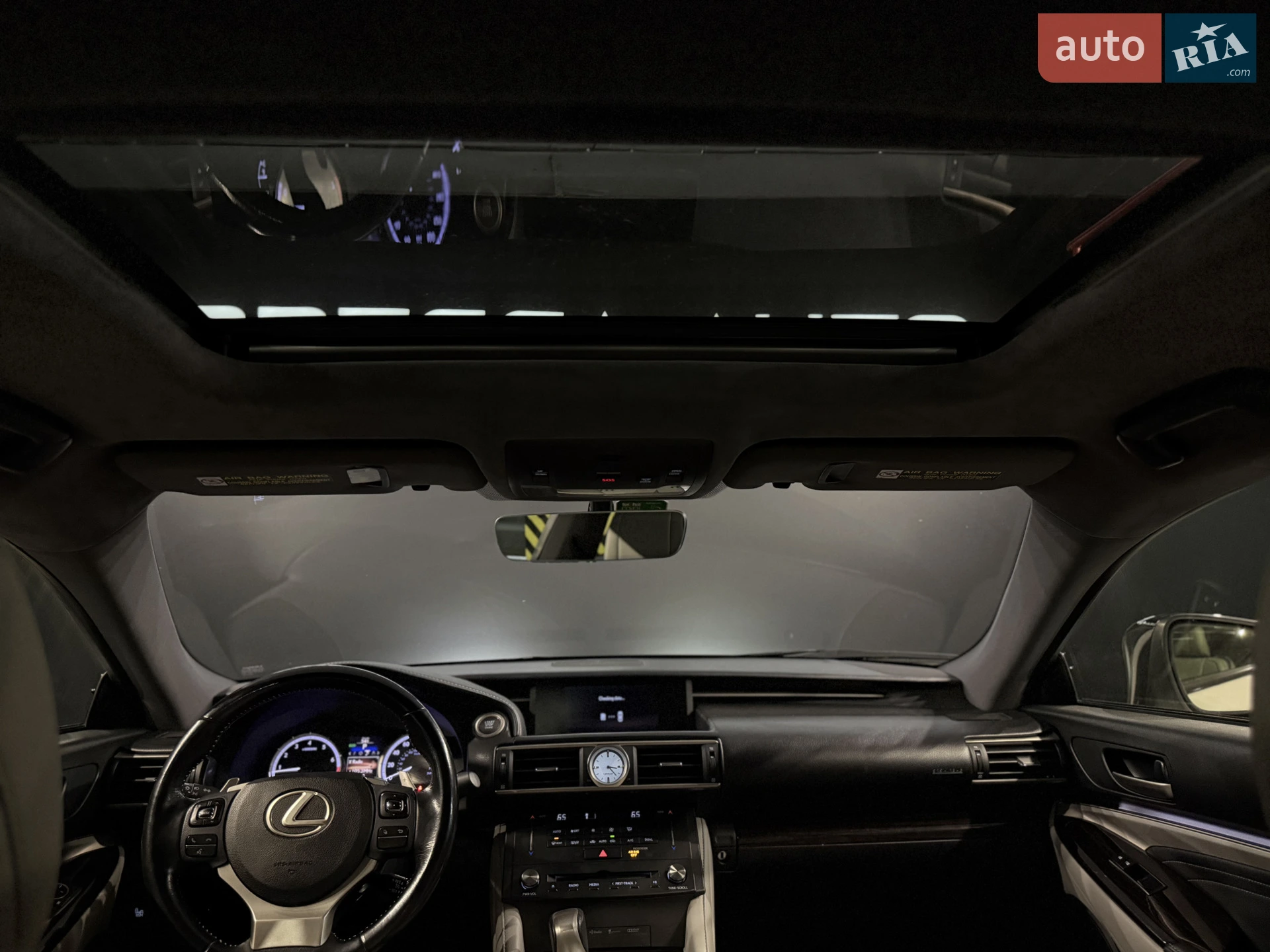 2015 Lexus RC - мініатюра 23