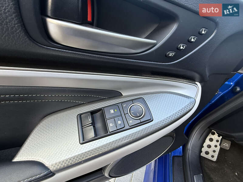 Купе Lexus RC 2015 в Миколаєві