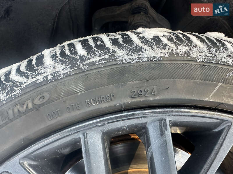 Купе Lexus RC 2019 в Києві фото 27 Купе Lexus RC 2019 в Києві