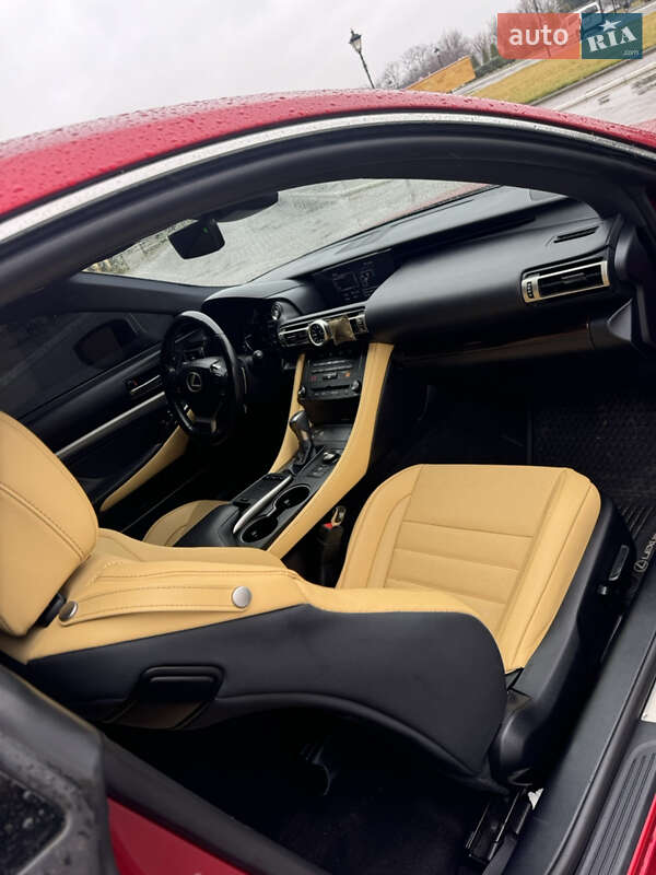 Купе Lexus RC 2019 в Ізмаїлі