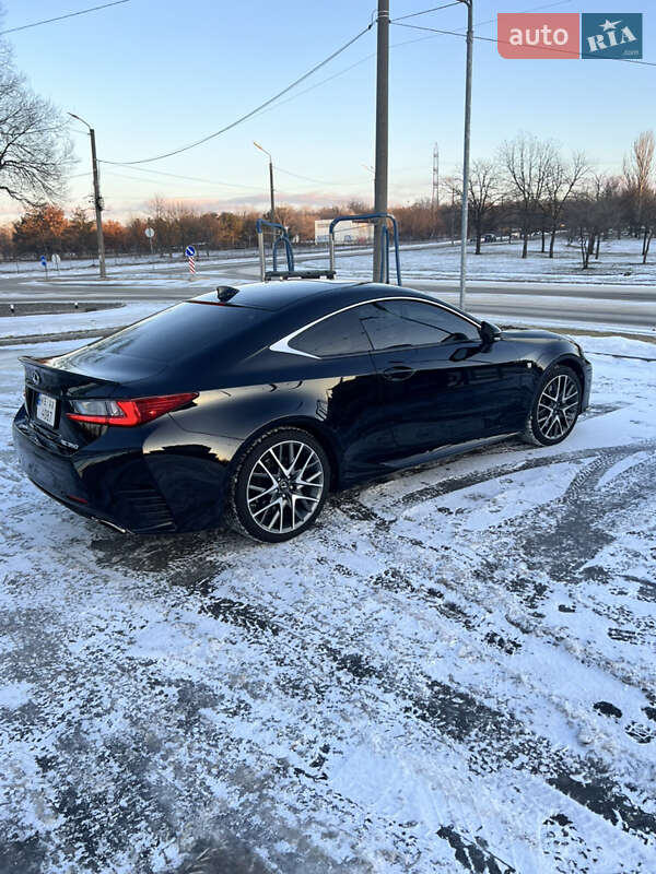 Купе Lexus RC 2017 в Ивано-Франковске