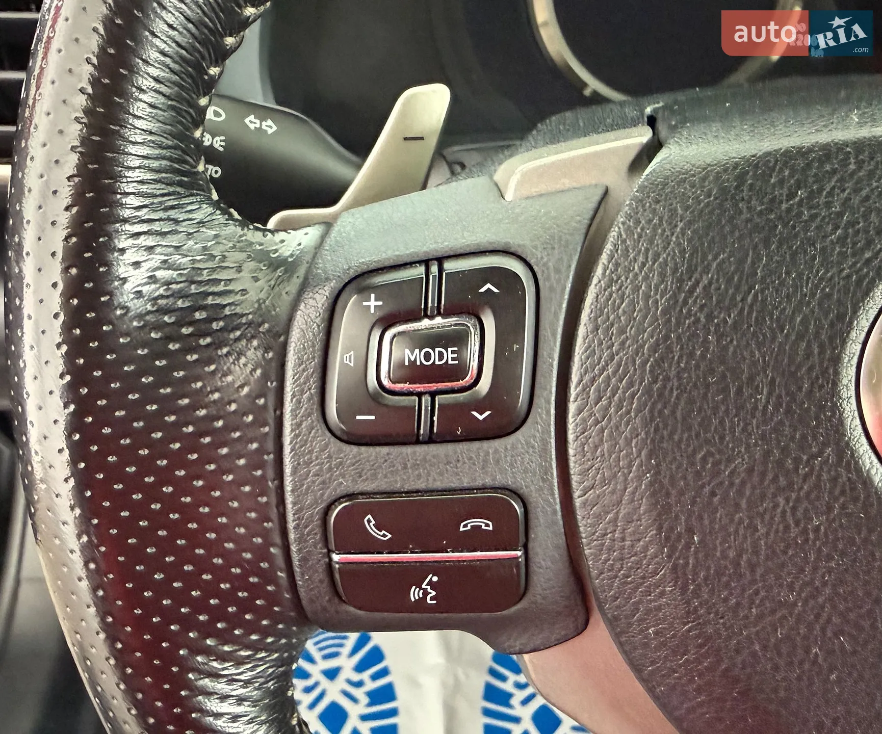 2016 Lexus RC - мініатюра 15