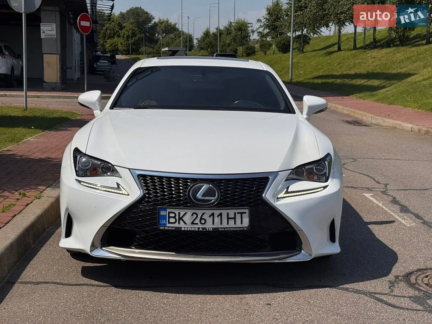 2017 Lexus RC - мініатюра 2