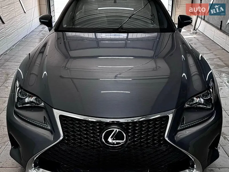 Lexus RC