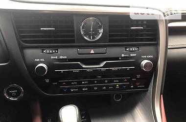 Позашляховик / Кросовер Lexus RX 2018 в 