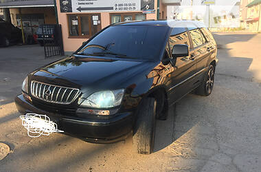 Внедорожник / Кроссовер Lexus RX 2002 в Черновцах