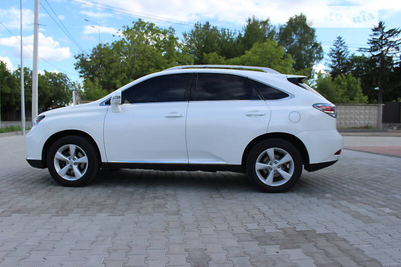 Седан Lexus RX 2015 в Виннице