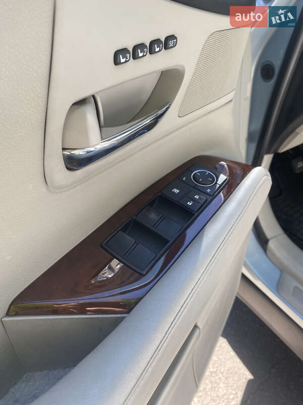 Внедорожник / Кроссовер Lexus RX 2010 в Днепре