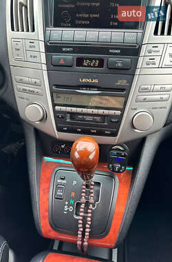 Внедорожник / Кроссовер Lexus RX 2005 в 