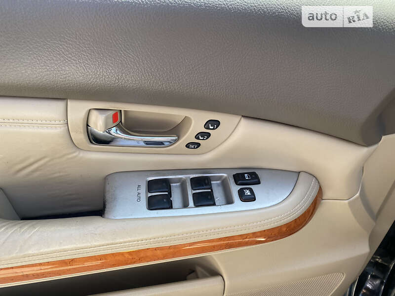 Внедорожник / Кроссовер Lexus RX 2005 в Львове