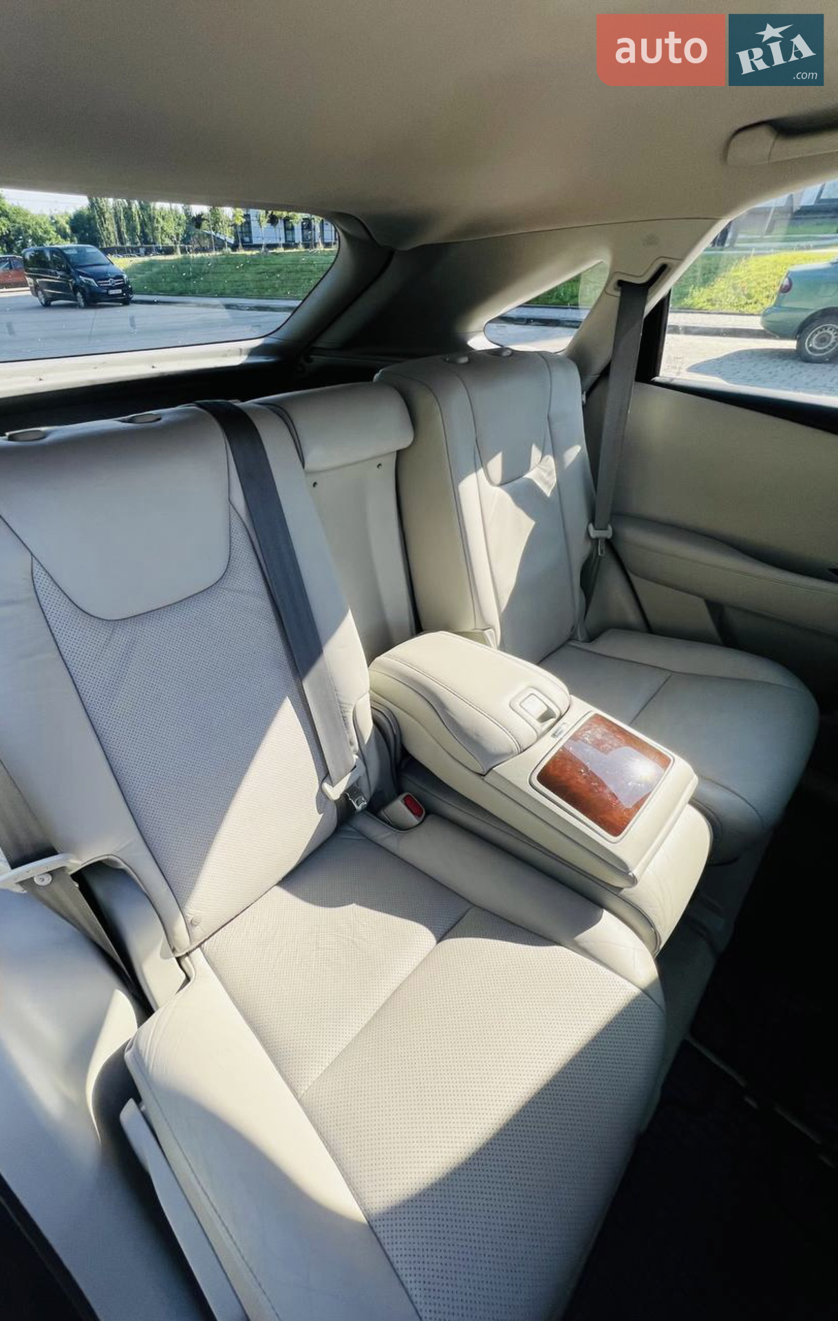 2010 Lexus RX - мініатюра 21