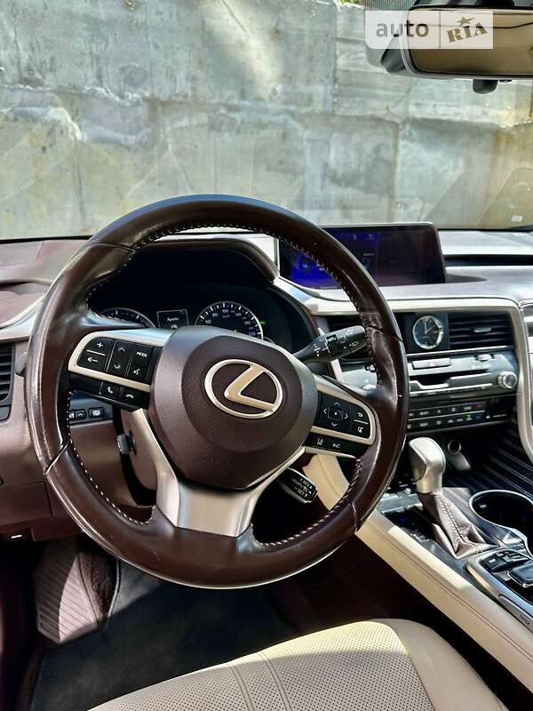 Позашляховик / Кросовер Lexus RX 2017 в Чернівцях