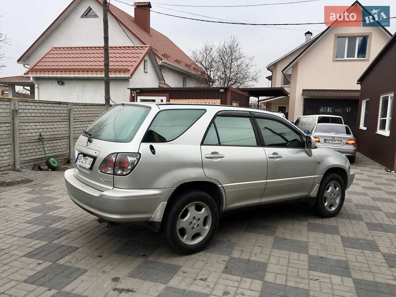 Позашляховик / Кросовер Lexus RX 2003 в Вінниці
