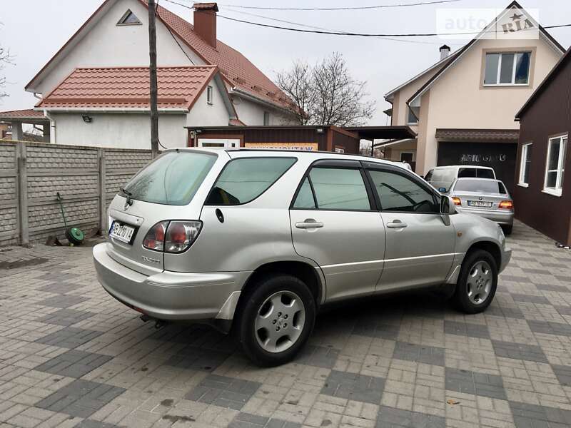 Позашляховик / Кросовер Lexus RX 2003 в Вінниці