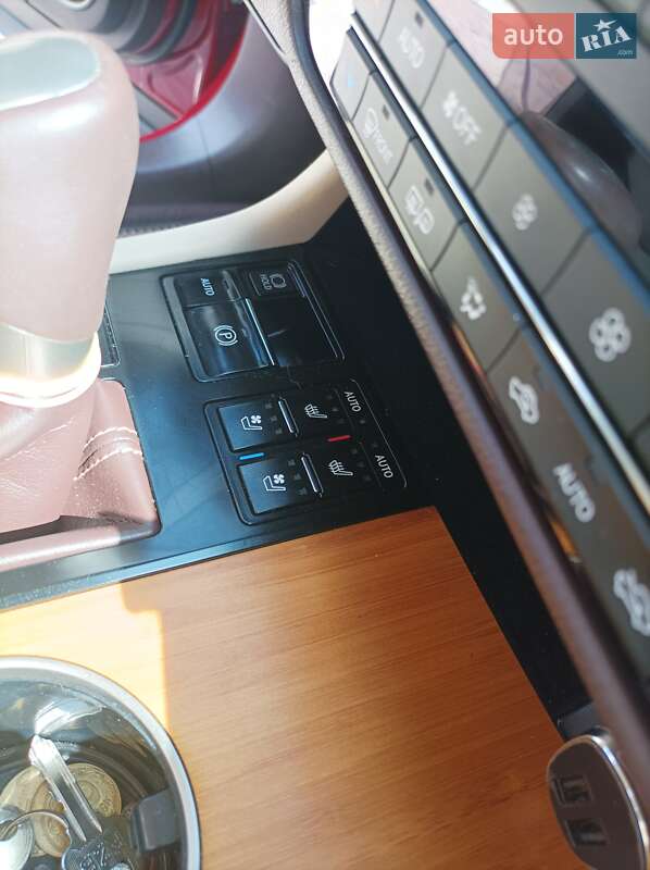 Внедорожник / Кроссовер Lexus RX 2018 в Липовце