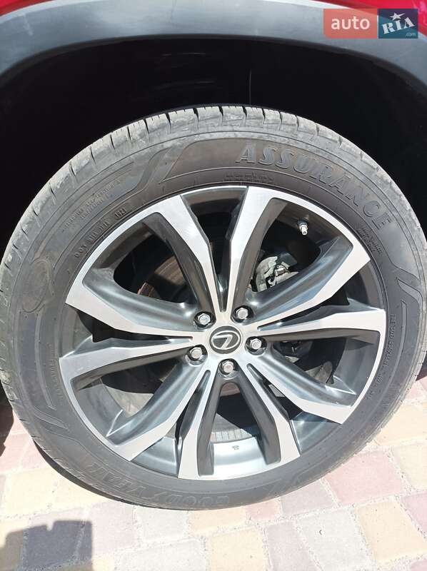 Внедорожник / Кроссовер Lexus RX 2018 в Липовце