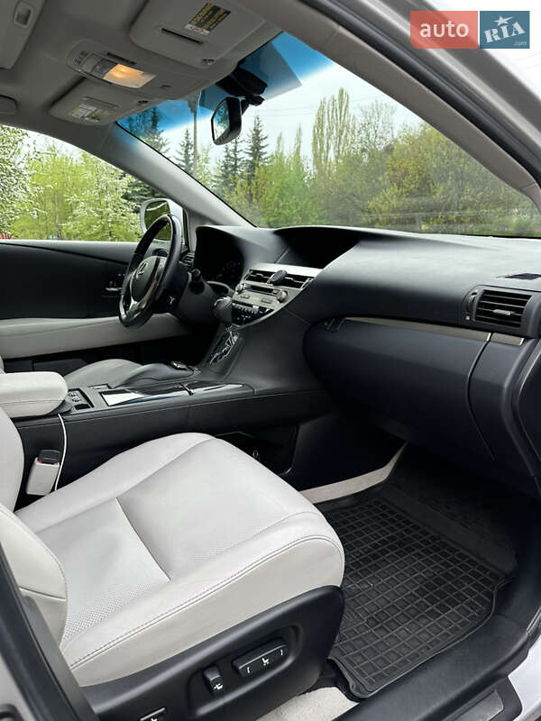 Внедорожник / Кроссовер Lexus RX 2014 в Харькове