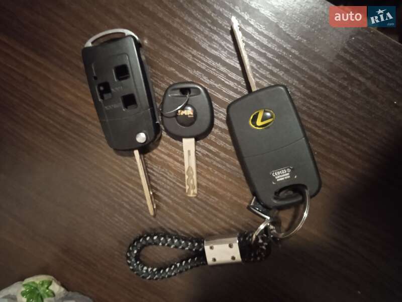 Позашляховик / Кросовер Lexus RX 2004 в Вінниці
