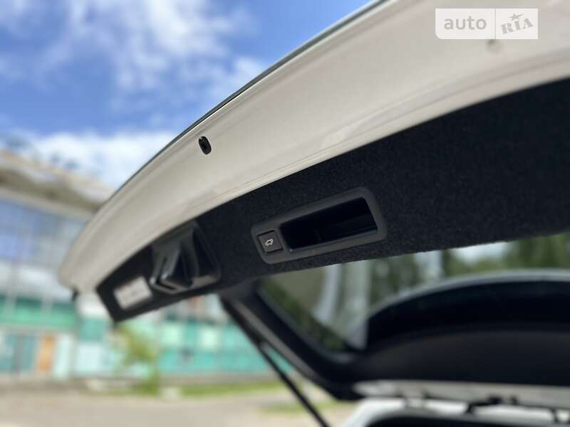 Внедорожник / Кроссовер Lexus RX 2017 в Киеве