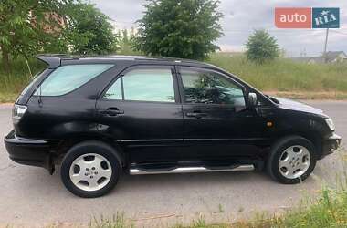 Внедорожник / Кроссовер Lexus RX 2002 в Львове