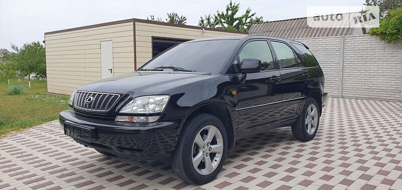 Внедорожник / Кроссовер Lexus RX 2001 в Днепре