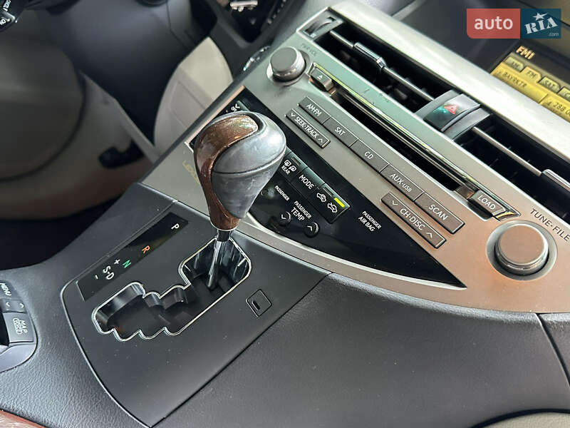Позашляховик / Кросовер Lexus RX 2010 в Кам'янському